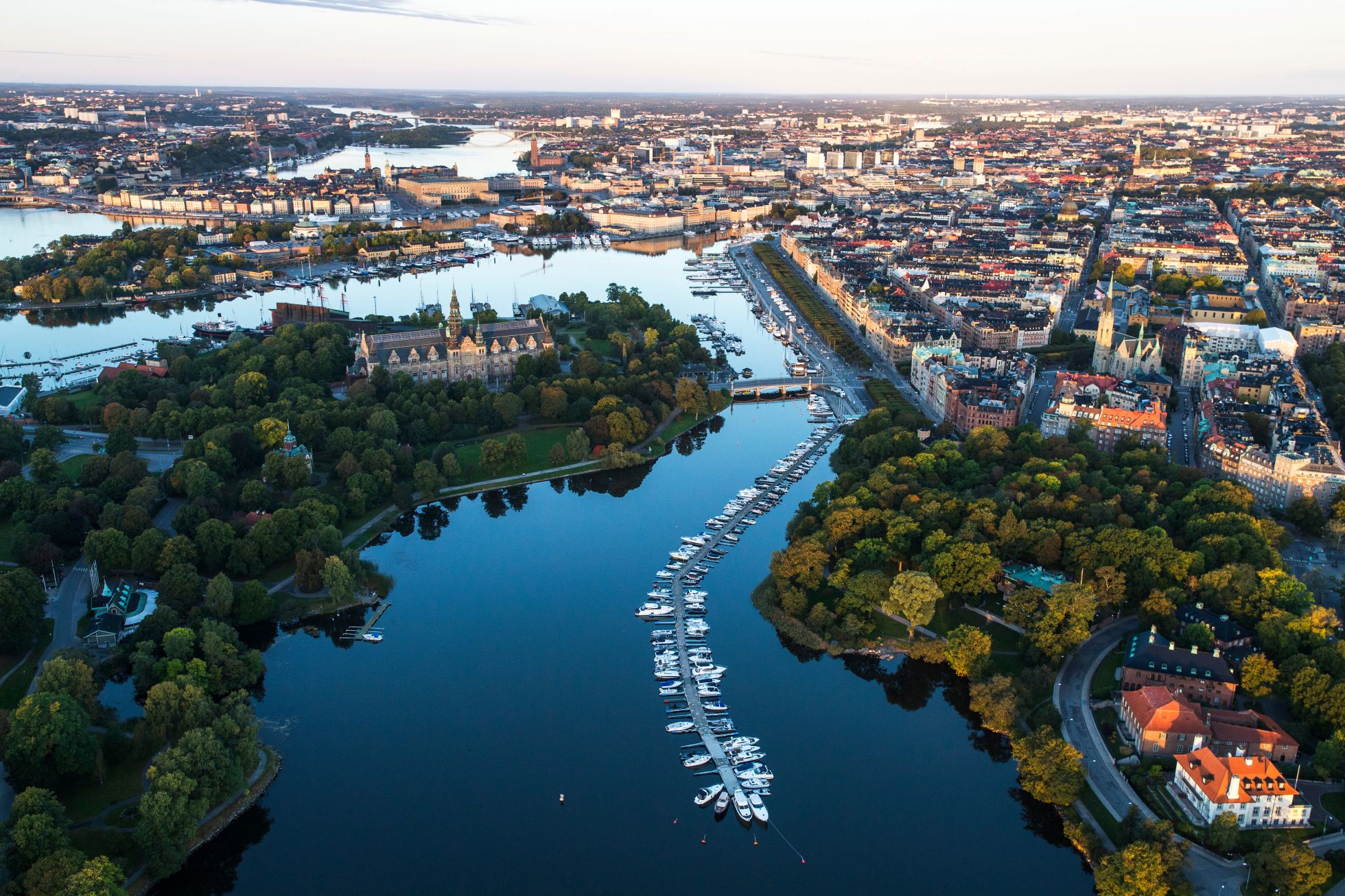Andra försök, testar författare på sthlm c


    Av:&nbsp;
    
        Restaurang Odenplan
     • Djurgården