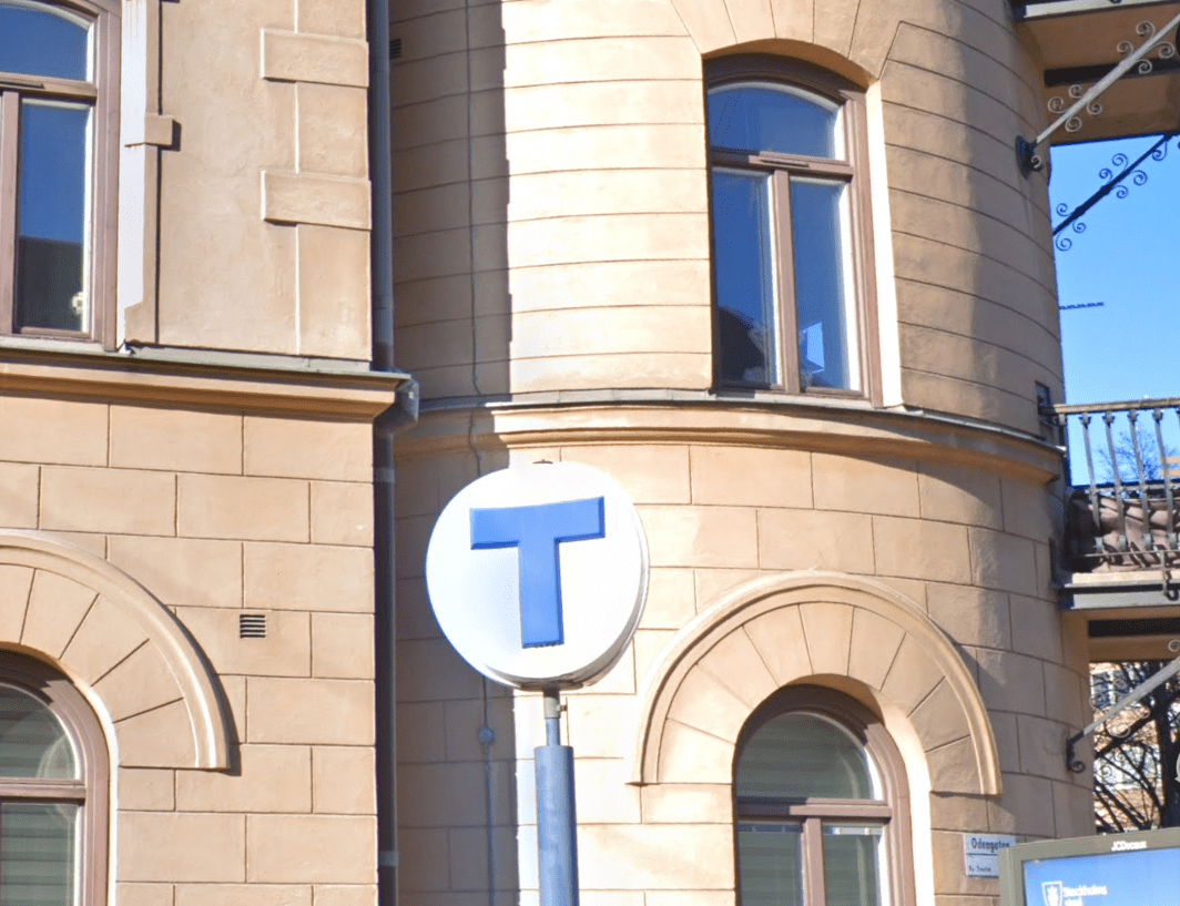 Test från ny testmedlem på Biblioteksgatan. Låga nummer hamnar på Norrmalm och höga nummer på Östermalm, oavsett är denna gata Biblioteksgatan.




    
        Av:
        
            Butik Biblan
        
    

    
        Se:
        
            Verksamhetsinfo